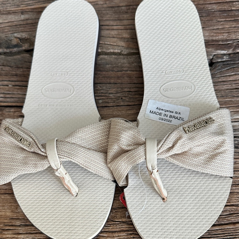 Havaianas Women's Beige Bow Sandals